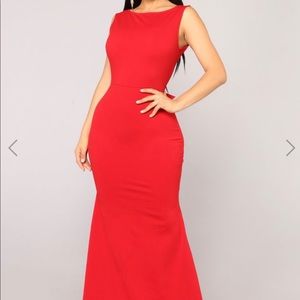 Red Ruffle Dress Size S
